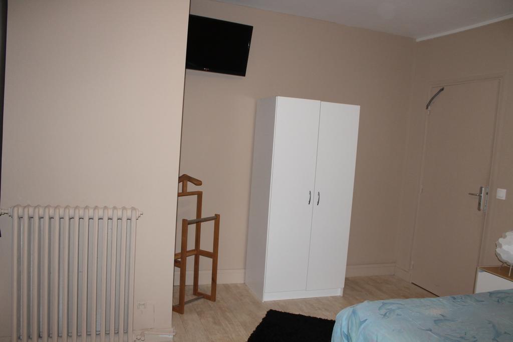 Hotel Le Bellevue Lisieux Habitación foto